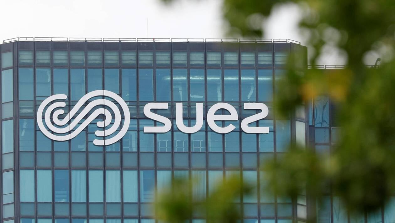 Suez rejette projet de rachat par son rival Veolia
